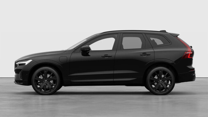 Volvo XC60 2.0 T6 [350] Plug-in Hybrid Plus Black Ed 5dr AWD Gtron [NI] Estate - Image 2